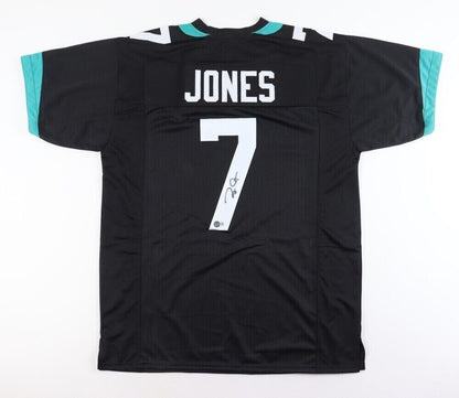 Zay Jones Signed Jacksonville Jaguars Jersey Beckett ExEast Carolina Receiver